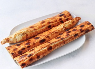 Kavurmalı Kaşarlı Pide görseli