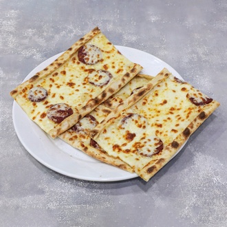 Sucuklu Kaşarlı Pide görseli