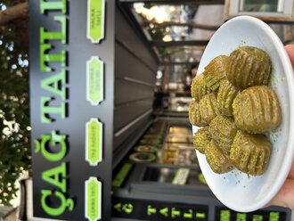 Fıstıklı Minik Tulumba (500 Gr) görseli