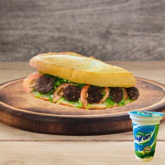 Tam Ekmek Kasap Köfte + Ayran Menü görseli