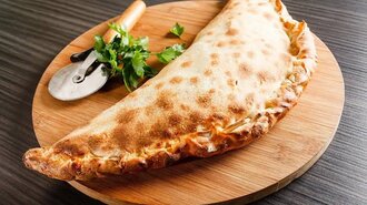 Kapalı Pizza(kavurmalı) görseli