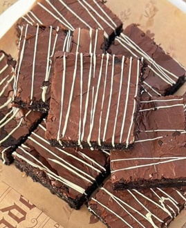 Vişneli Brownie görseli