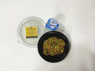 Soslu Mısırlı Sushi Çiğ Köfte (Tek Kişilik) görseli