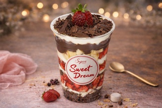 Sweet Dream Fındık Kremalı & Meyveli Pasta görseli