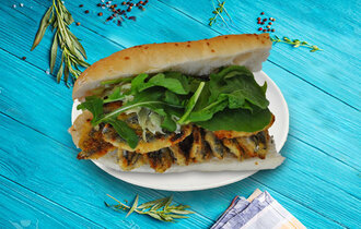 Yarım Ekmek Arası Hamsi görseli