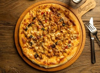 Bbq Tavuklu Pizza görseli
