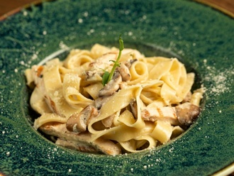 Fettuccine Alfredo görseli