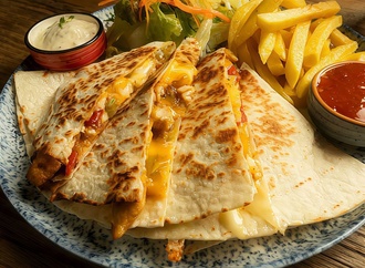 Etli Quesadilla görseli