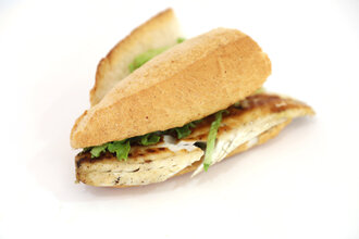 Yarım Ekmek Arası Uskumru görseli