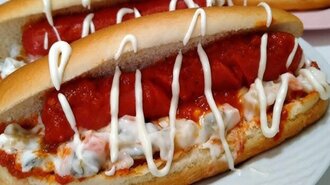 Goralı Sosisli Sandviç görseli