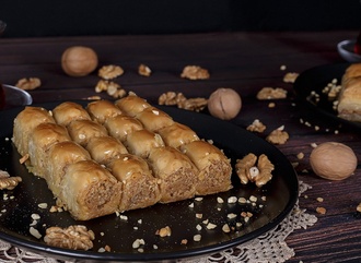 Kösemoğlu Cevizli Özel Baklava (250 Gr.) görseli
