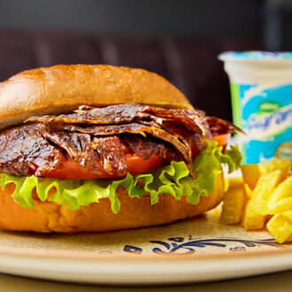 2'Li Döner Burger Menü (2 Adet Tombul Ayran) görseli