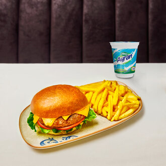 2'Li Hamburger Menü (2 Adet Tombul Ayran) görseli