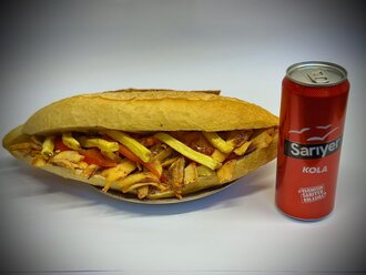 Tam Ekmek Tavuk Döner + Sarıyer Kola görseli