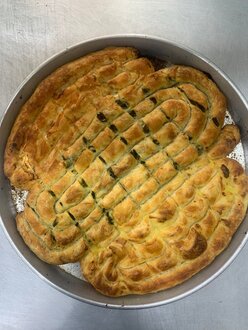 Ispanaklı Patatesli Peynirli Boşnak Böreği 1 Tepsi (2.5 Kg) görseli