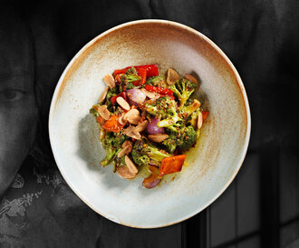 Sarımsak Soslu Brokoli görseli