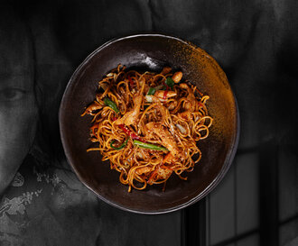 Tavuklu Teriyaki Soslu Soba görseli