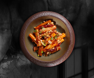 Kızarmış Teriyaki Soslu Tteokbokki görseli
