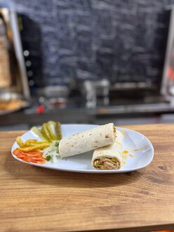 Lavaş Tavuk Döner görseli