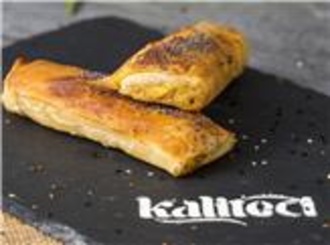 Patatesli Ev Böreği görseli