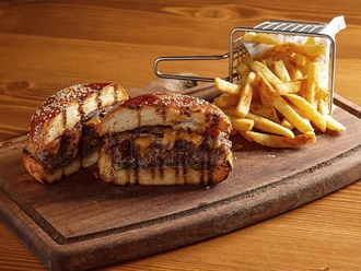 Beş Bıçak Burger görseli