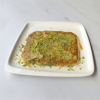 Antep Fıstıklı Katmer görseli