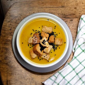 Zencefilli Kereviz Çorbası (Ginger Celery Soup) görseli