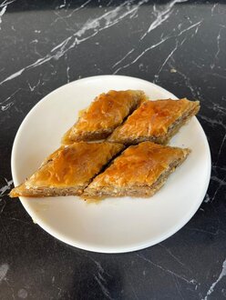 Cevizli Ev Baklavası (1 Kg.) görseli
