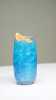 Blue Hawaii görseli