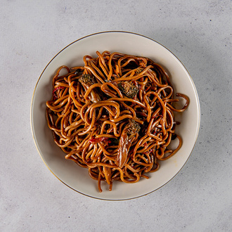 Yeşil Sebzeli Noodle görseli