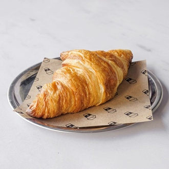 Çilekli Kruvasan görseli