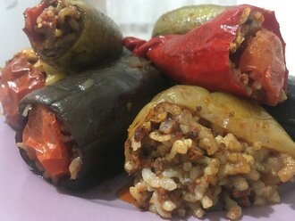 Ekşili Etli Dolma görseli