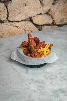 Çıtır Tavuk & Patates Kızartması görseli