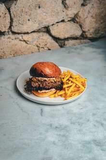 Klasik Burger görseli