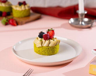 Pistachio Cake görseli