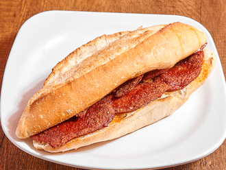 Tam Ekmek Arası Kasap Sucuk görseli