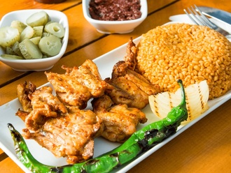 Özel Soslu Çıtır Tavuk görseli