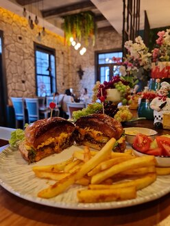 Kral Burger görseli