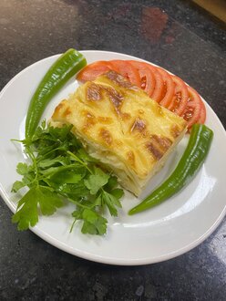 Peynirli Su Böreği görseli