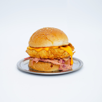 Yalın Acılı Tavuk Burger görseli