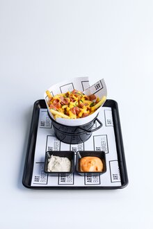 Cheddar Soslu Dana Bacon Patates Kızartması görseli