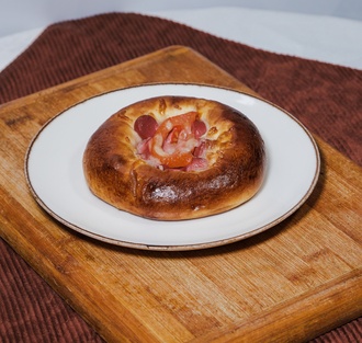 Büyük Sosisli Pizza (Adet) görseli