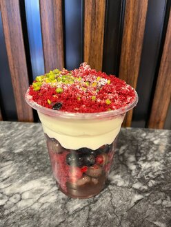 Bardak Pasta (Orman Meyveli) görseli