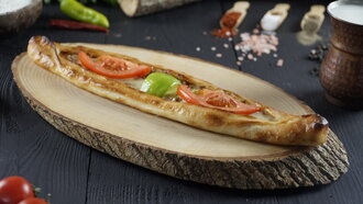 Kıymalı Kaşarlı Güveç görseli