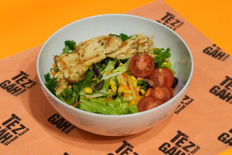 Tavuklu Salata / Chicken Salad görseli