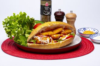 Porto Peri Peri Tavuklu Acı Sandviç görseli