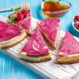 Frambuaz Soslu San Sebastian görseli