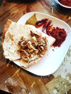 Yarım Ekmek Arası Uykuluk görseli