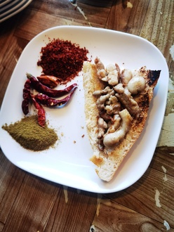 Çeyrek Ekmek Arası Badem görseli
