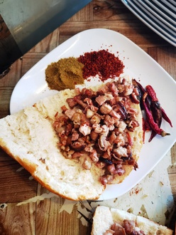 Yarım Ekmek Arası Eti Bol Kokoreç görseli